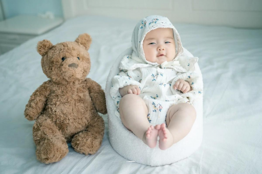 射洪宝宝吃不饱母乳的症状